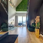 Apartman Panorama & *